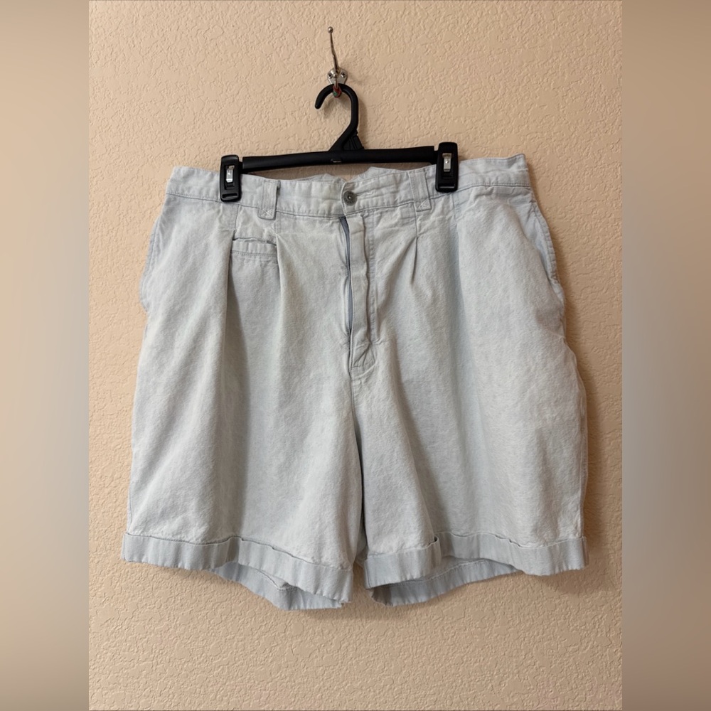 Vintage 90s Lee Denim Shorts Womens Light Blue Cotton Made in Philippines Sz 22